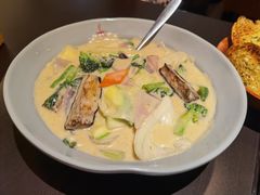 -大头虾越式风味餐厅(光明广场店)