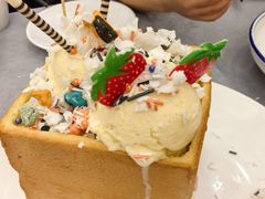 面包诱惑-红菜坊·烤鸭·川鲁宴(石园店)