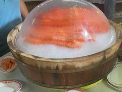 -四囍码头海鲜烧烤自助火锅(外滩南京东路悦荟广场店)