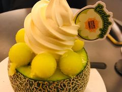 -玲婧胡同·生日蛋糕·餐厅(嘉里城店)