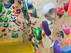 -问山MountQuest攀岩馆