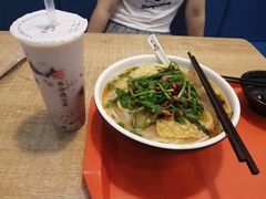 -螺小胖柳州螺蛳粉(钟楼总店)