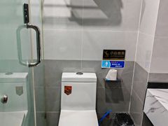 -碧岸酒店(成都东站西广场店)