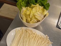 -胡须佬鸡煲四季火锅店(石厦西村直营店)
