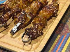 -乡村馕坑肉·烧烤·新疆菜·本地人更爱吃(阿勒泰首店)