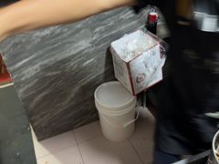 -铁锅哥米线