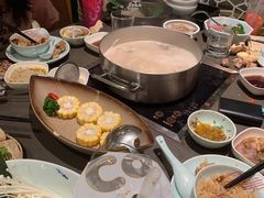 -捞王锅物料理(上海世茂广场店)