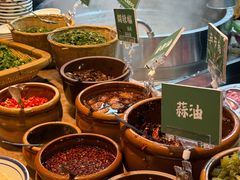 -云阿蛮云南生烫牛肉米线(奉贤路店)