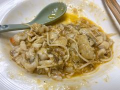 黄鱼蟹粉面-明呈黄鱼面馆(斜土路店)