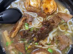 -花溪巷牛肉粉(泉城路店)