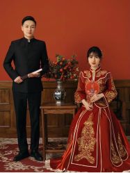 -喜爱高定婚纱摄影