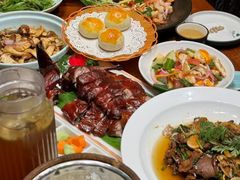 -老滇山寨•云南特色菜•地方菜•民族风情歌舞表演(金碧店)