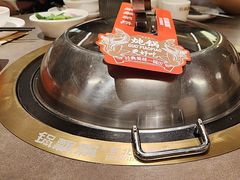 -锅飘飘·东北铁锅炖(雨花客厅店)