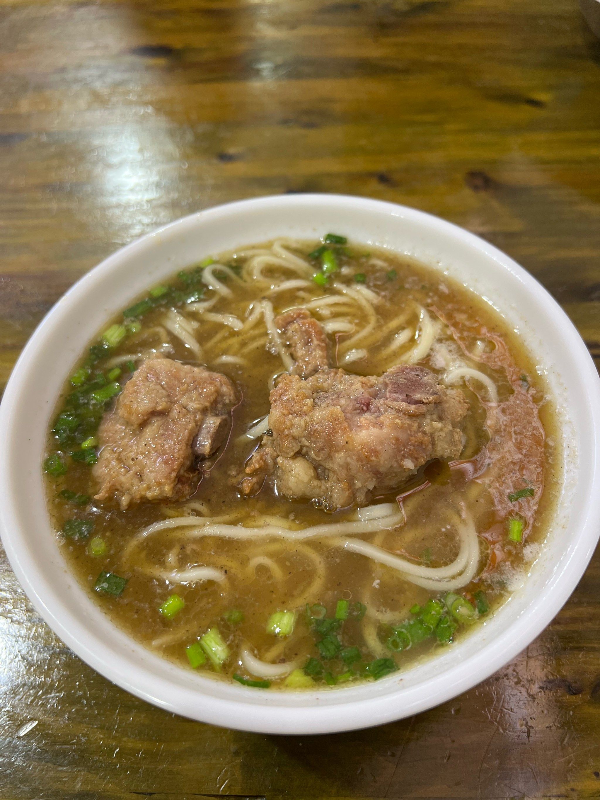 乐山排骨面🍜真的不一样