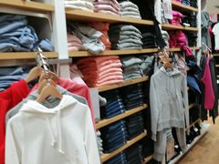 -优衣库(上海虹口龙之梦店)