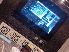 -缤纷KTV(东方新城店)