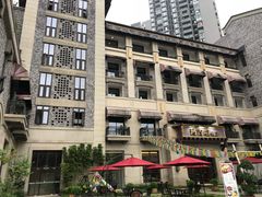 -圣地·布达拉酒店(江北嘴金融城店)