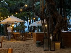 -三亚艾迪逊酒店·海滩烧烤 BARBACOA·现场乐队·浪漫晚餐·烧烤海鲜