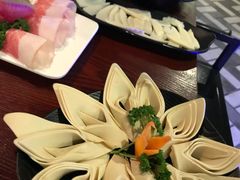 -重庆爽翻天老火锅(临平万达广场店)