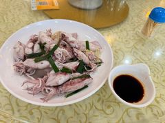 -鹏城人家海鲜酒家·23年老字号(较场尾店)