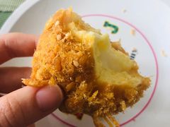 蟹黄风味小贝-鲍师傅糕点(江苏路店)