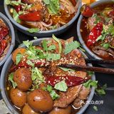 
🎶宝子们，发现一家超绝氛围感的音乐火锅！🥘