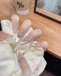 -M·X Nail日式美甲美睫