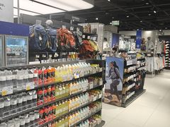 -迪卡侬(环球港店)
