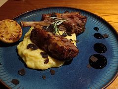 -JINNS锦时 steak&pizza(浸信会礼拜堂旧址店)