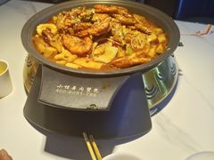 -徐记小怪兽肉蟹煲(中央大街店)