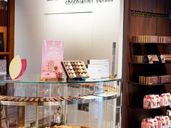 -Laderach 莱德拉(上海环贸iapm店)