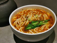 小锅米线-云海肴·汽锅鸡·云南菜(高德置地店)