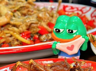 吃呱呱吃呱呱一张桌上七种呱