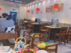 -地锅公社·现炒地锅鸡·地锅鱼·夜宵(罗锦路店)