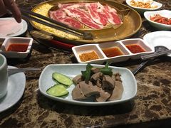 -猪啊牛呀羊啊铜盘烤肉(正大广场店)