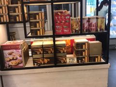 面包甜点陈列柜-美心西饼mx cakes(猎德优托邦店)