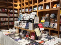 -百新书局(尚悦湾店)