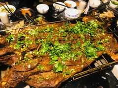 -山地居烤全羊·柴火鸡(大坪-半山公馆店)