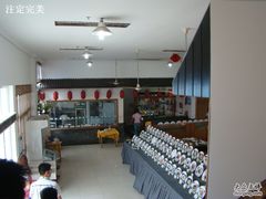 -侬佳蒸菜馆(听潮店)