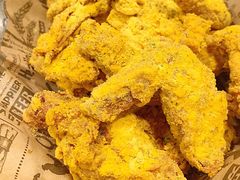 -BHC炸鸡(明洞总店)