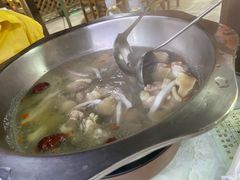 -范饭椰林川湘味海鲜·椰子鸡(三亚湾椰梦长廊店)