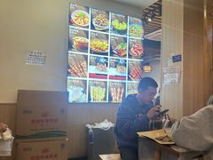 -郑记•不夜城烧烤•龙虾•虾蟹(黄鹤楼店)