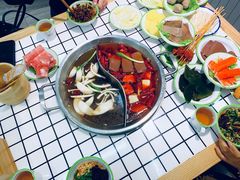 -巴隆门重庆老火锅(太湖路店)