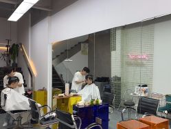 -茶发Salon·烫发染发理发