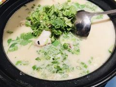 大砂锅炖鱼头-丹江渔村(望京店)