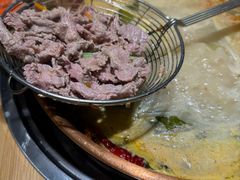 -洱火云南酸菜牛肉火锅(石景山当代商城店)