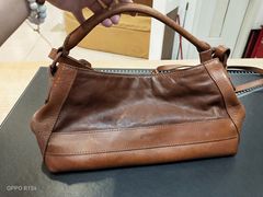 -爱革·洗衣改衣·洗鞋修鞋·洗包修包·奢侈品护理(宝地广场店)