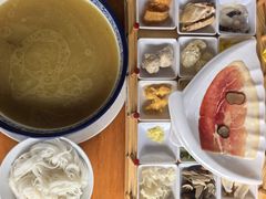 -香麒园·过桥米线·南湖雅宴