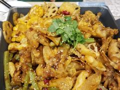 -精悦蓉(松江万达广场店)