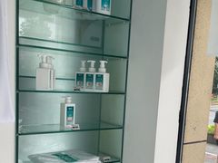 -福奈特洗衣·洗鞋·奢侈品护理(长阳路店)